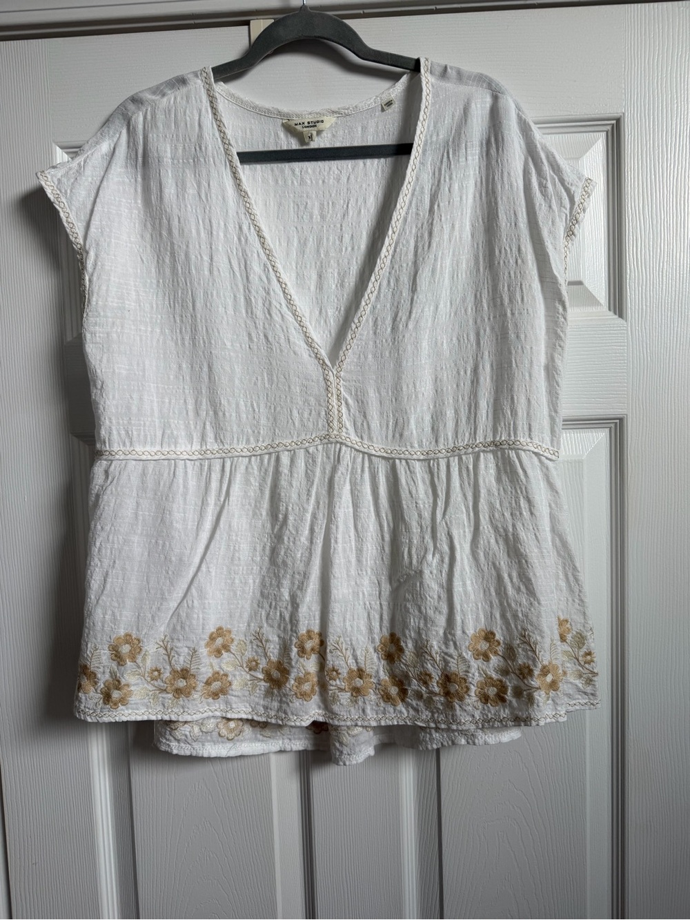 Lightweight blouse